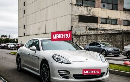 Porsche Panamera II рестайлинг, 2011 год, 2 299 000 рублей, 5 фотография