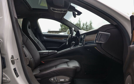 Porsche Panamera II рестайлинг, 2011 год, 2 299 000 рублей, 29 фотография