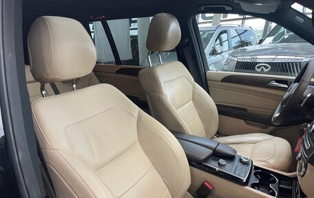 Mercedes-Benz GLS, 2016 год, 3 900 000 рублей, 25 фотография