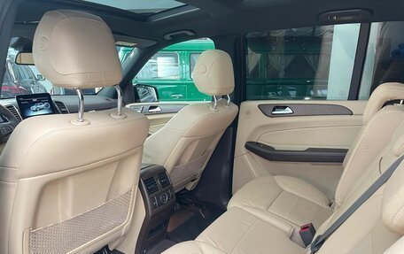 Mercedes-Benz GLS, 2016 год, 3 900 000 рублей, 28 фотография