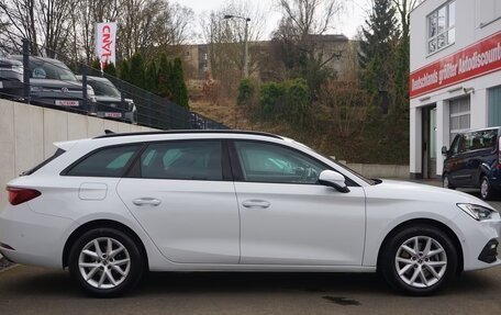 SEAT Leon IV, 2022 год, 2 960 000 рублей, 4 фотография