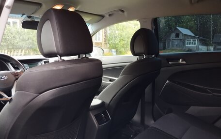 Hyundai Tucson III, 2018 год, 1 890 000 рублей, 19 фотография