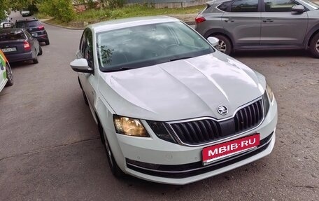 Skoda Octavia, 2019 год, 2 100 000 рублей, 2 фотография