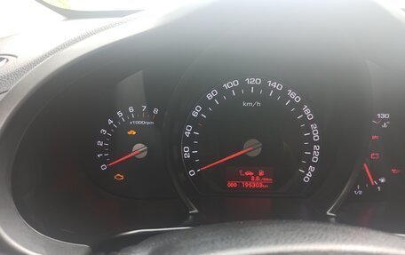 KIA Sportage III, 2011 год, 800 000 рублей, 2 фотография