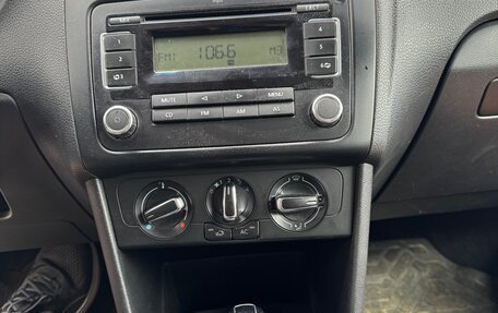 Volkswagen Polo VI (EU Market), 2011 год, 600 000 рублей, 15 фотография