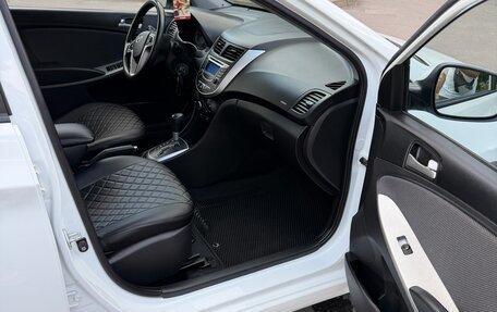 Hyundai Solaris II рестайлинг, 2013 год, 720 000 рублей, 16 фотография