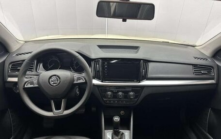 Skoda Kamiq I, 2021 год, 1 830 000 рублей, 5 фотография
