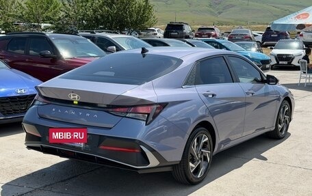 Hyundai Elantra, 2023 год, 1 760 000 рублей, 4 фотография