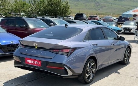 Hyundai Elantra, 2023 год, 1 760 000 рублей, 5 фотография