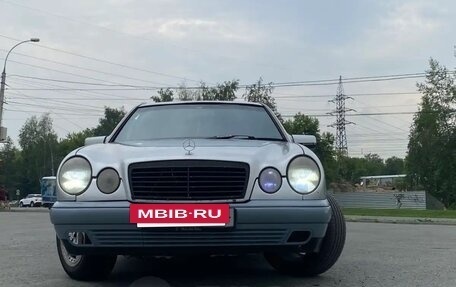 Mercedes-Benz E-Класс, 1998 год, 200 000 рублей, 5 фотография