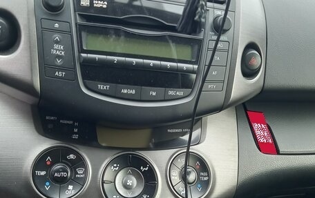 Toyota RAV4, 2012 год, 950 000 рублей, 4 фотография