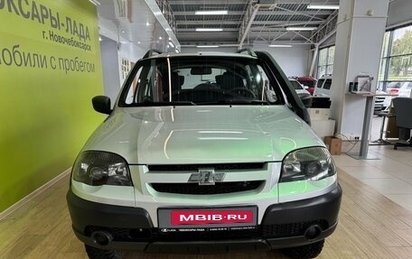 Chevrolet Niva I рестайлинг, 2016 год, 610 000 рублей, 2 фотография