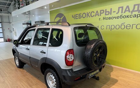 Chevrolet Niva I рестайлинг, 2016 год, 610 000 рублей, 7 фотография