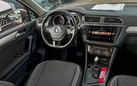 Volkswagen Tiguan II, 2019 год, 2 488 000 рублей, 7 фотография