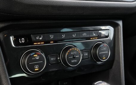 Volkswagen Tiguan II, 2019 год, 2 488 000 рублей, 8 фотография
