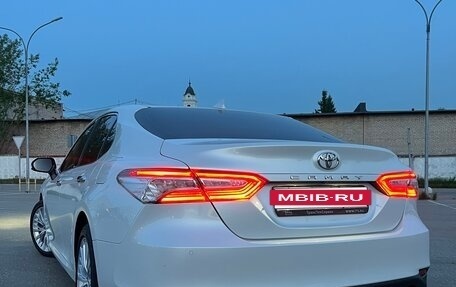 Toyota Camry, 2018 год, 3 500 000 рублей, 4 фотография