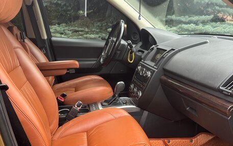 Land Rover Freelander II рестайлинг 2, 2014 год, 2 450 000 рублей, 11 фотография