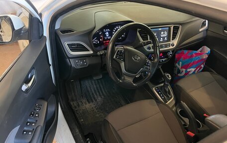 Hyundai Solaris II рестайлинг, 2019 год, 1 500 000 рублей, 11 фотография