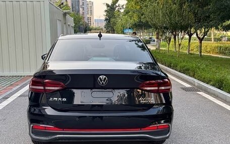 Volkswagen Lavida, 2022 год, 1 450 000 рублей, 2 фотография