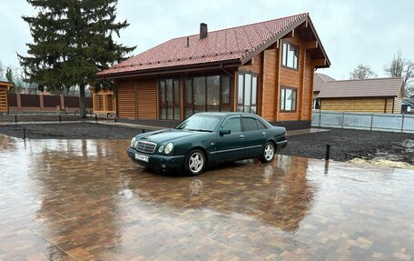 Mercedes-Benz E-Класс, 1998 год, 850 000 рублей, 5 фотография