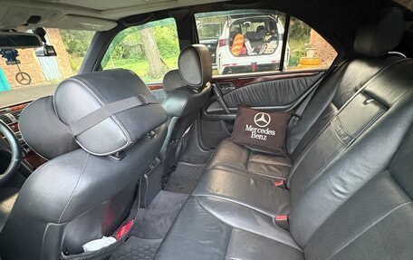 Mercedes-Benz E-Класс, 1998 год, 850 000 рублей, 14 фотография