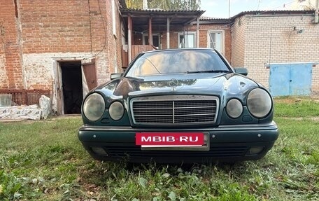 Mercedes-Benz E-Класс, 1998 год, 850 000 рублей, 15 фотография