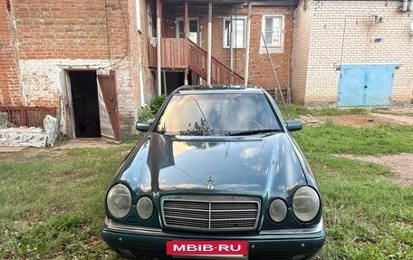 Mercedes-Benz E-Класс, 1998 год, 850 000 рублей, 16 фотография