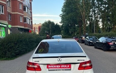 Mercedes-Benz E-Класс, 2011 год, 1 450 000 рублей, 2 фотография