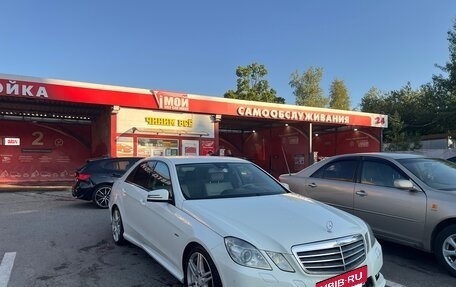 Mercedes-Benz E-Класс, 2011 год, 1 450 000 рублей, 6 фотография
