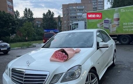 Mercedes-Benz E-Класс, 2011 год, 1 450 000 рублей, 10 фотография