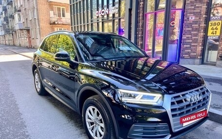 Audi Q5, 2018 год, 2 950 000 рублей, 2 фотография