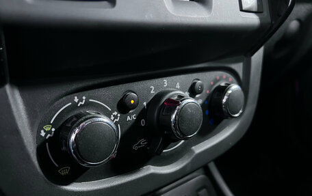 Renault Duster I рестайлинг, 2018 год, 1 390 000 рублей, 13 фотография