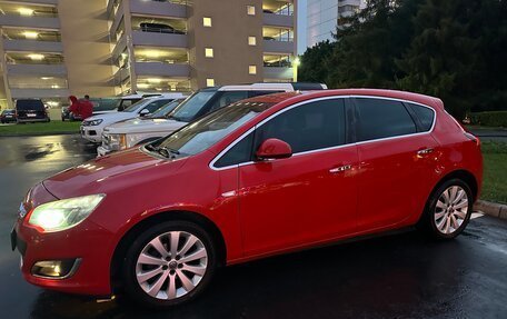 Opel Astra J, 2012 год, 800 000 рублей, 2 фотография