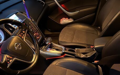 Opel Astra J, 2012 год, 800 000 рублей, 9 фотография