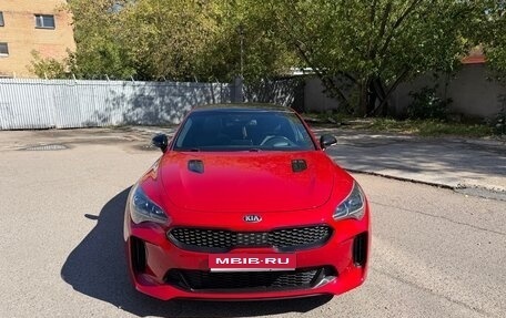KIA Stinger I, 2019 год, 3 300 000 рублей, 1 фотография
