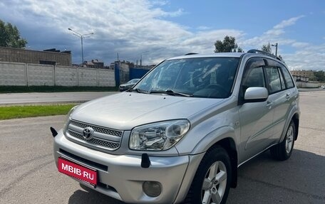 Toyota RAV4, 2003 год, 535 000 рублей, 1 фотография