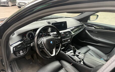 BMW 5 серия, 2017 год, 2 700 000 рублей, 7 фотография