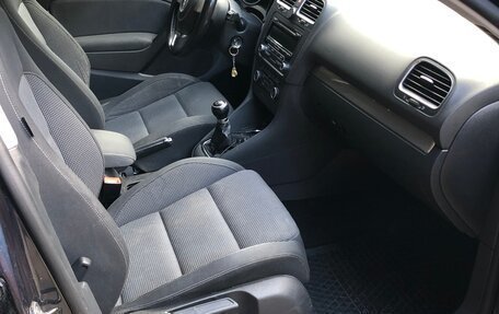 Volkswagen Golf VI, 2011 год, 850 000 рублей, 10 фотография