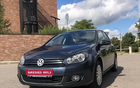 Volkswagen Golf VI, 2011 год, 850 000 рублей, 2 фотография