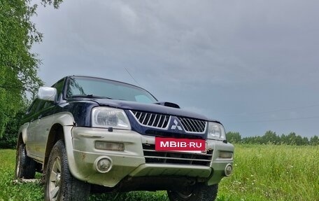 Mitsubishi L200 III рестайлинг, 2005 год, 525 000 рублей, 21 фотография