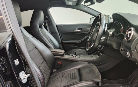 Mercedes-Benz CLA, 2017 год, 1 490 000 рублей, 19 фотография