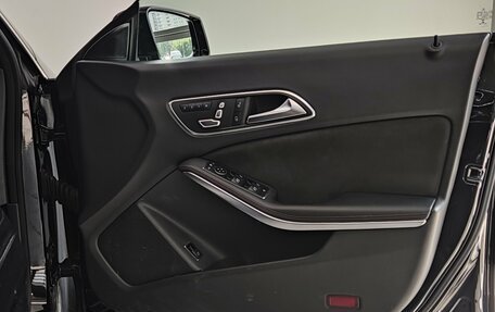 Mercedes-Benz CLA, 2017 год, 1 490 000 рублей, 28 фотография