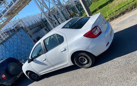 Renault Logan II, 2022 год, 750 000 рублей, 2 фотография