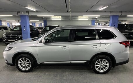 Mitsubishi Outlander III рестайлинг 3, 2017 год, 1 950 000 рублей, 8 фотография