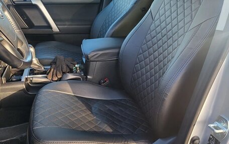 Toyota Land Cruiser Prado 150 рестайлинг 2, 2020 год, 6 000 000 рублей, 8 фотография