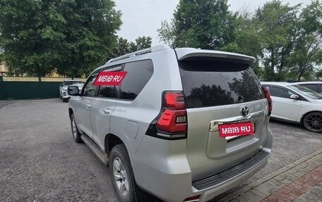 Toyota Land Cruiser Prado 150 рестайлинг 2, 2020 год, 6 000 000 рублей, 5 фотография