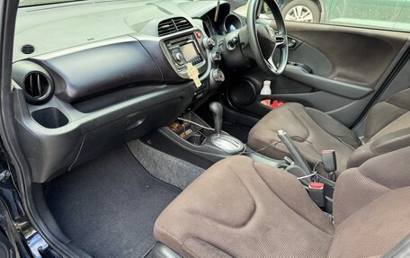 Honda Fit III, 2011 год, 720 000 рублей, 11 фотография