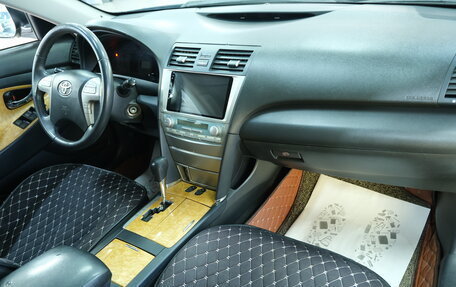Toyota Camry, 2006 год, 1 049 000 рублей, 19 фотография