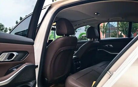 BMW 3 серия, 2022 год, 3 250 000 рублей, 14 фотография