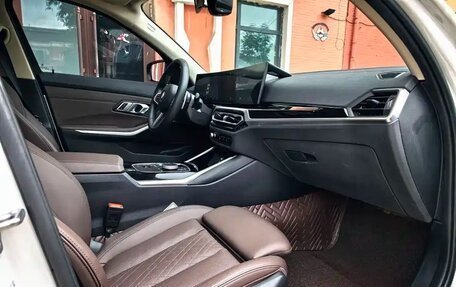 BMW 3 серия, 2022 год, 3 250 000 рублей, 13 фотография
